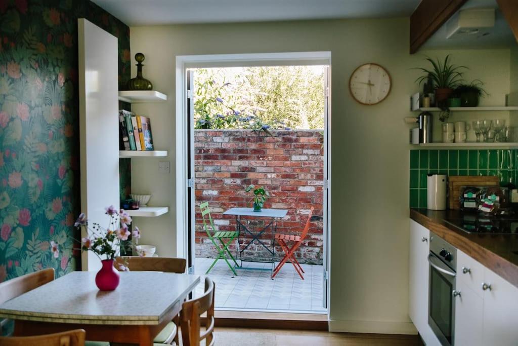 Вілла Cute 1 Bed Townhouse In Jericho Оксфорд Екстер'єр фото